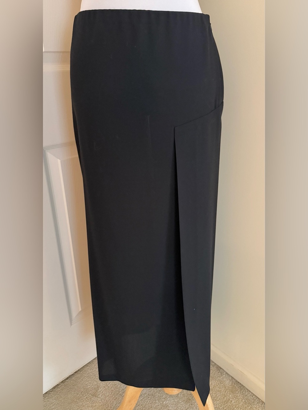 DKNY Black Long Pencil Skirt with Front Pleat